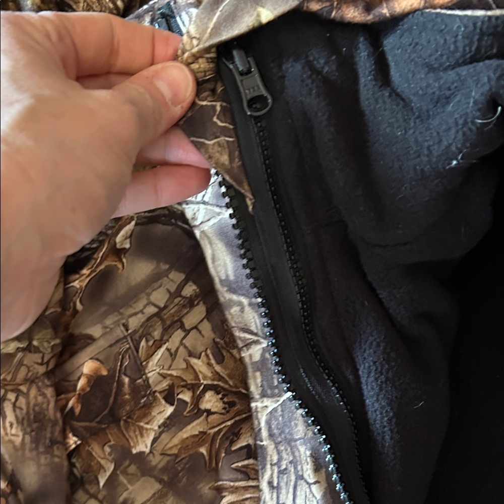 Camo Performance Jacket - image 3